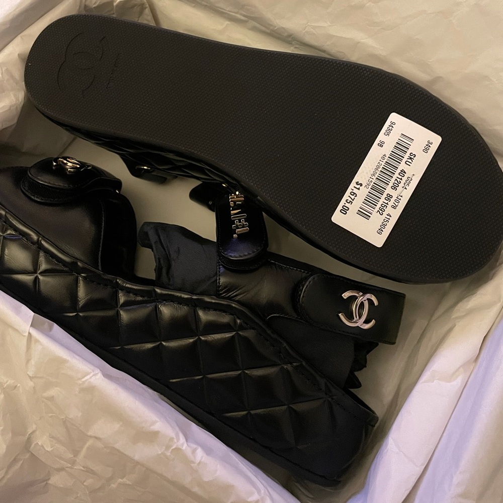 Chanel 39 2021 Shiny Black Calfskin Sandals 21B